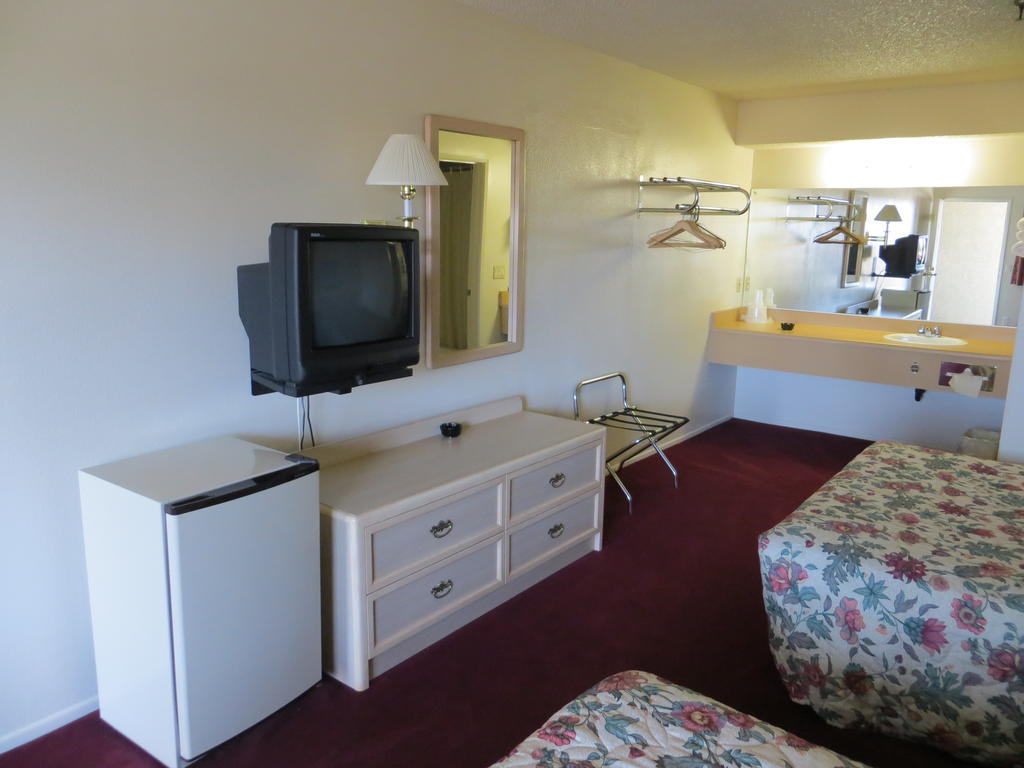 Beach Inn Motel Хантингтон-Бич Экстерьер фото